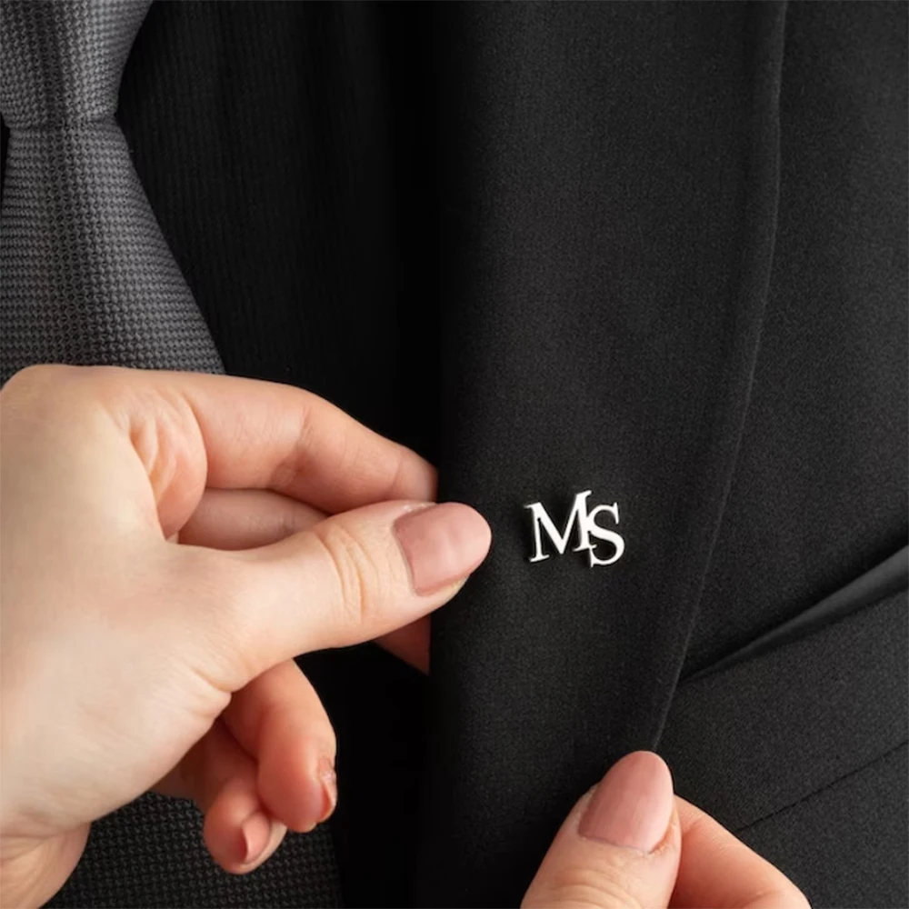 Embroidery Initials - Kadınlar için özel İlk broşlar kişiselleştirilmiş