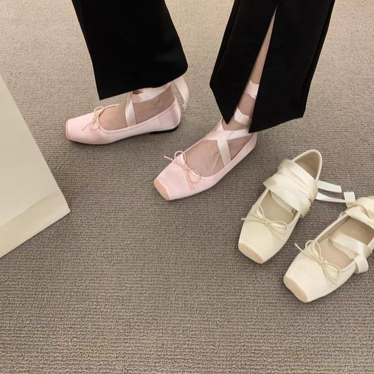 Kadın Flats Bow Marie Janes Ay - Embroidery Designer incelemesi ve fiyatı