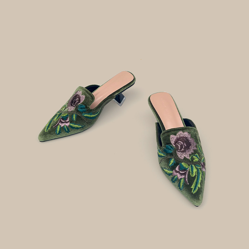 Nakışlı Kadife Kadın Ayakkabıl - Embroidery Designer incelemesi ve fiyatı