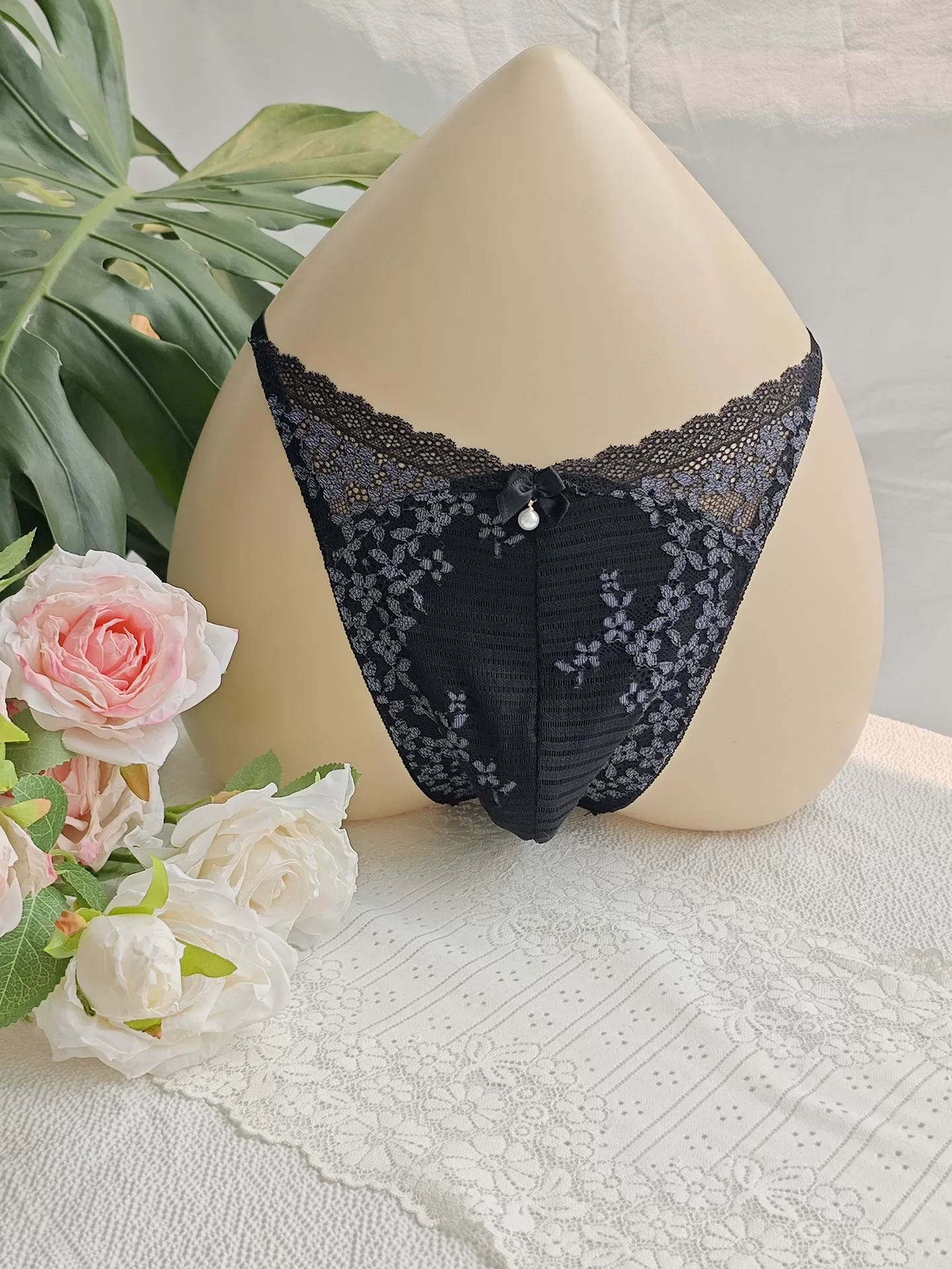 Siyah Dantel Erkek T-İç Çamaşı - Embroidery Gift incelemesi ve fiyatı