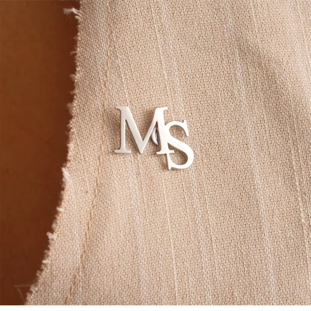 Kadınlar için özel İlk broşlar - Embroidery Initials incelemesi ve fiyatı