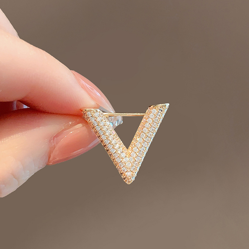 V Harfi Rhinestone Küçük Yazlı - Embroidery Initials incelemesi ve fiyatı