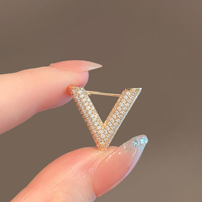 V Harfi Rhinestone Küçük Yazlı - Embroidery Initials incelemesi ve fiyatı